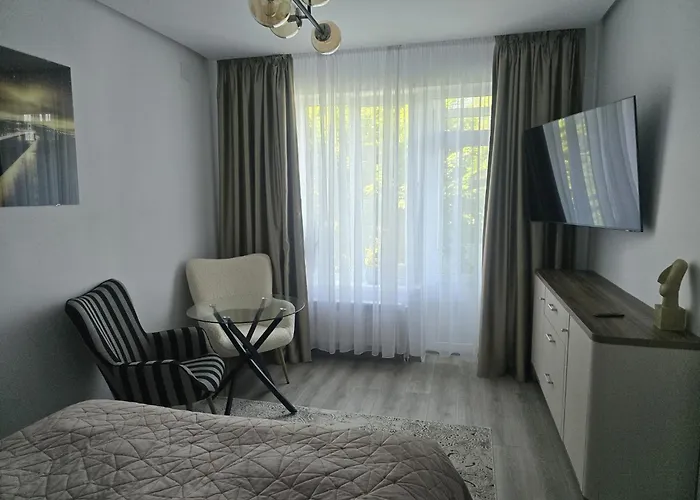 Lola\'S Studio