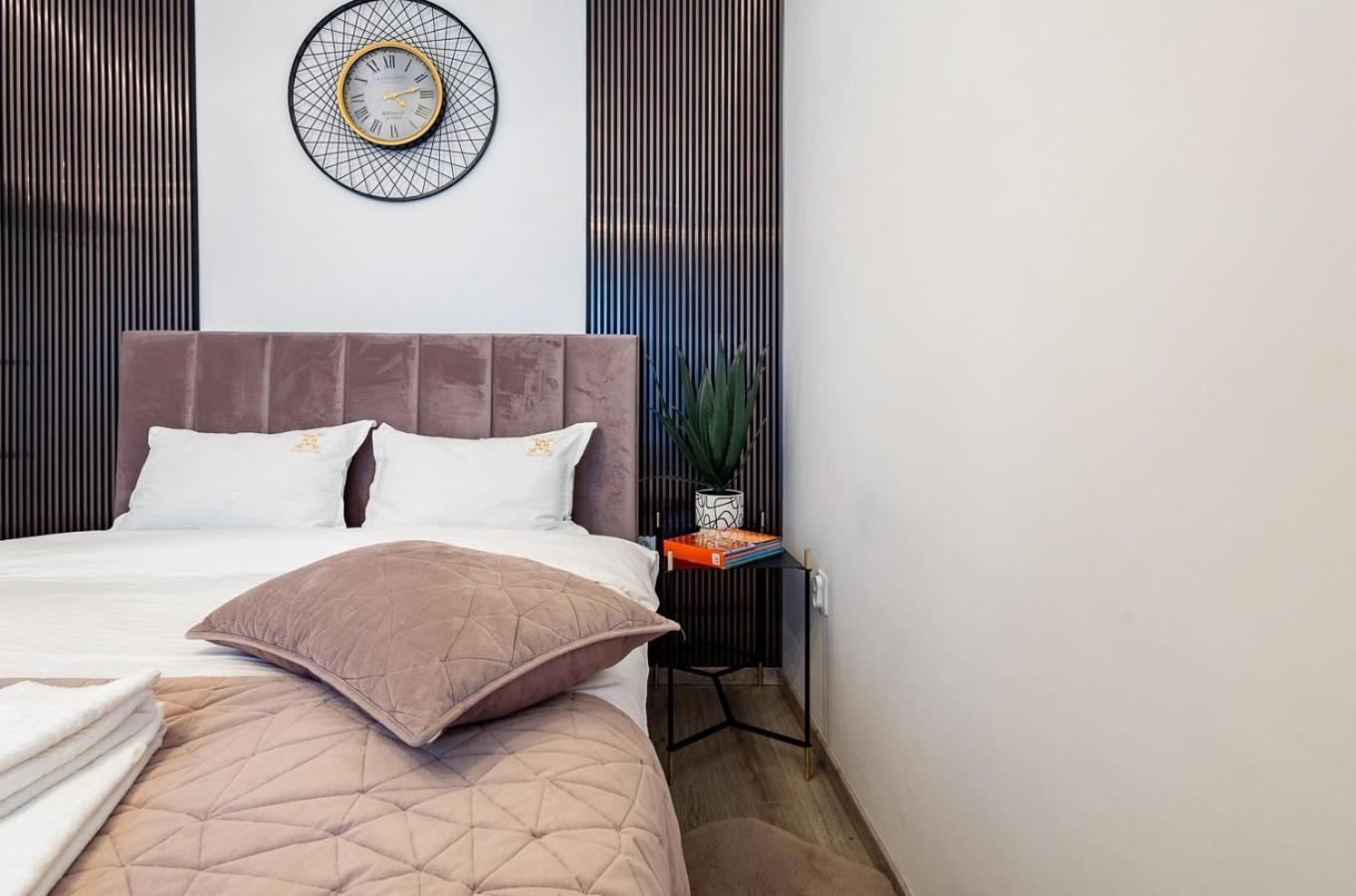 Cozy Studio In Center By Mm Host Apartamento *