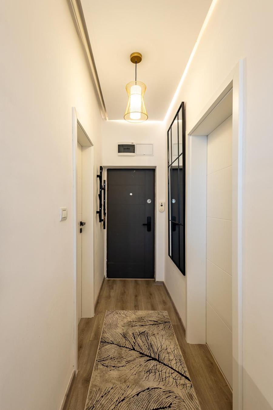 Cozy Studio In Center By Mm Host Apartamento Braşov