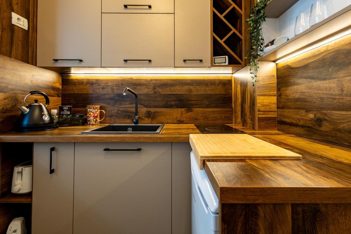 Cozy Studio In Center By Mm Host Apartamento *