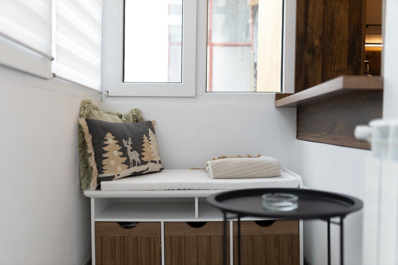 Cozy Studio In Center By Mm Host